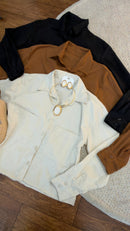 Camisa Femenina em linho