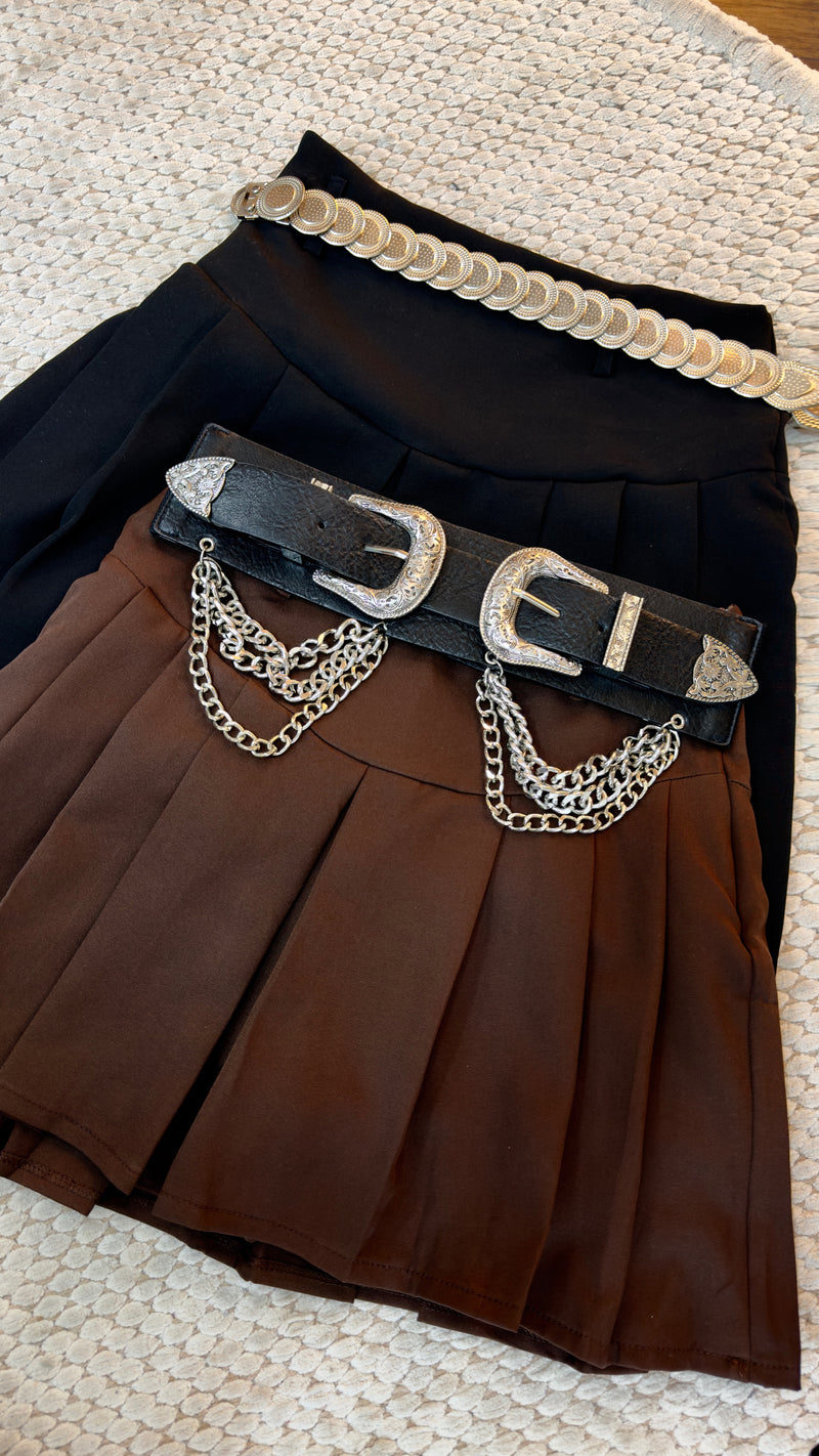 Short saia